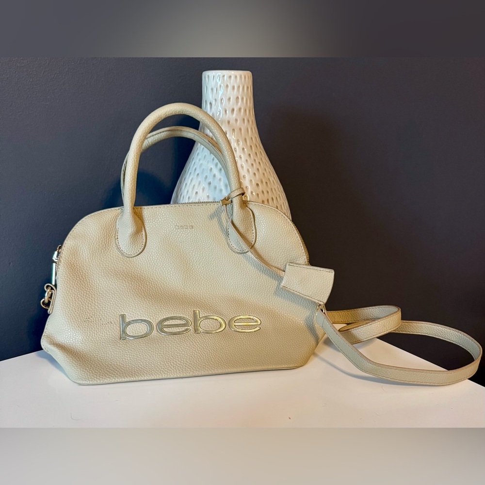 BEBE Vintage 90s Y2K Purse. Beige Faux leather. Bebe logo. - Picture 2 of 3
